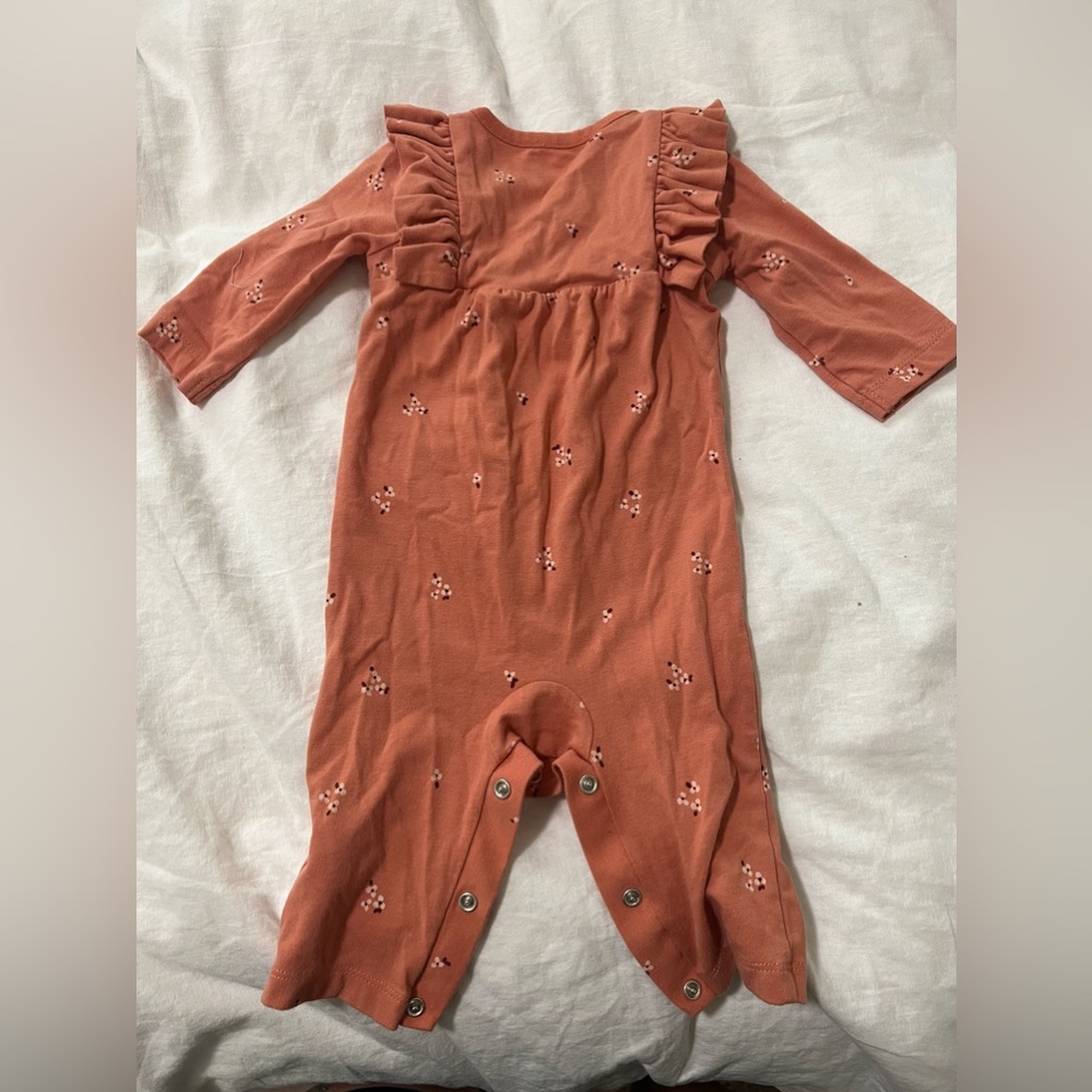 Cat and Jack button onesie. 0-3 mos. Worn once!